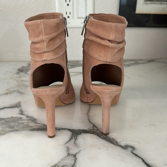 Dusty Rose Suede Heels - Picture 2 of 3